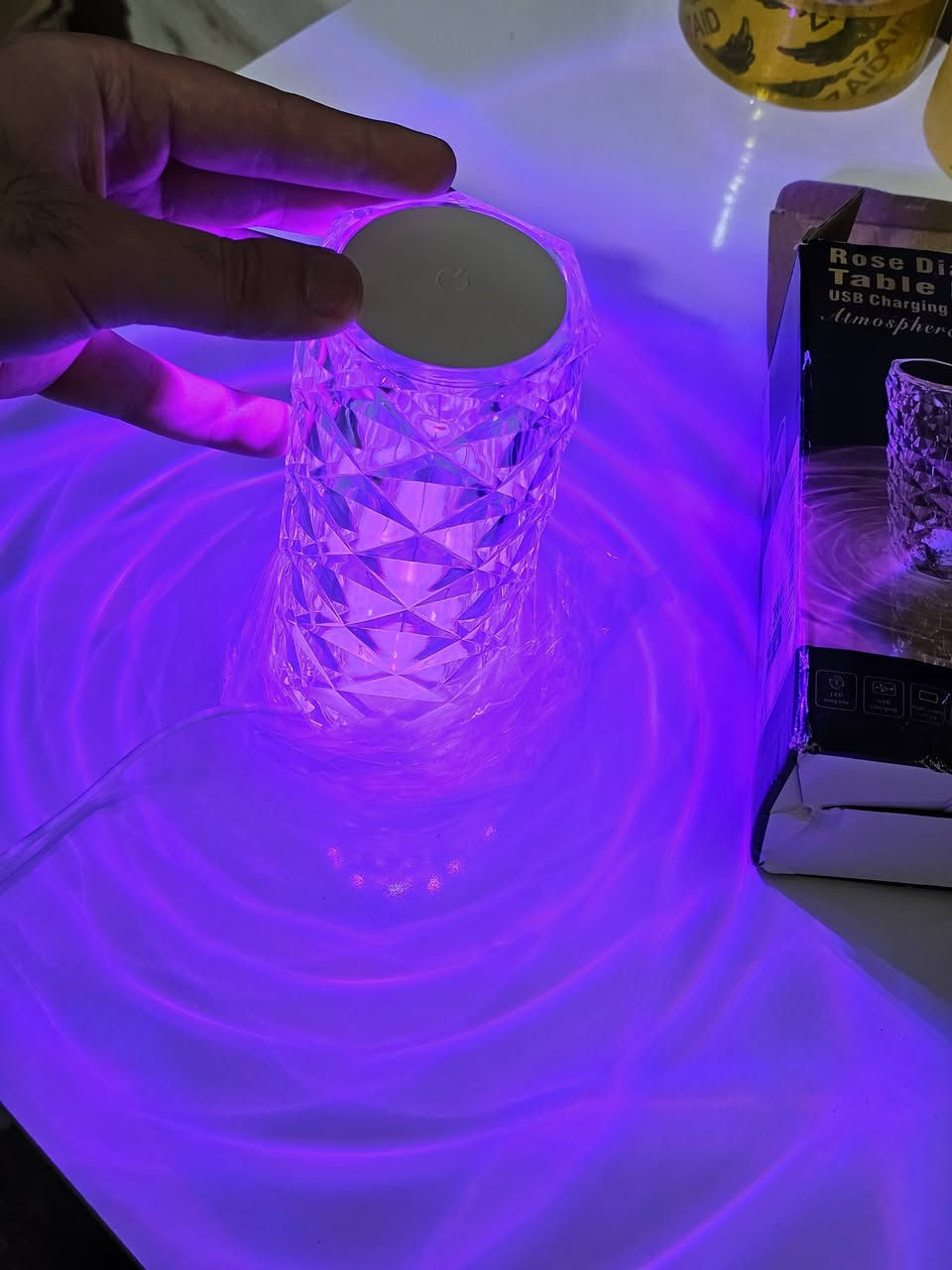 نشرة راقية جداً تشتغل لمس و تنطي مثل شكل وردة على الميز او الارضية وسعرها ١٠ الاف شامل اجور التوصيل على أول تم العرض هذا فقط لنهاية رمضان


**إذا كنت صاحب هذا الإعلان وتريد حذفه لأي سبب، رجاءا أرسل رسالة إلى الدعم الفني**