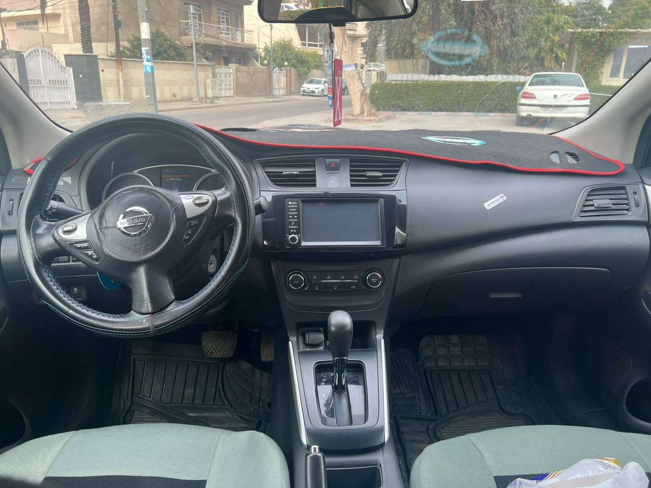 مكلف بالنشر
للاستفسار ***********
نيسان سنترا وارد امريكي مبدل جاملغ امامي وبارد بالبنيد 
محرك 1800 دوش 
ماشية 88 ميل 
السيارة كير محرك تبريد خير من الله 
حدادية جديده 
تخم تايرات جديد 
السياره جاهزه على اخر حبه 
السعر 105 
المكان كاظمية عبد المحسن 
للتواصل ***********
مكلف بالنشر اخوان
