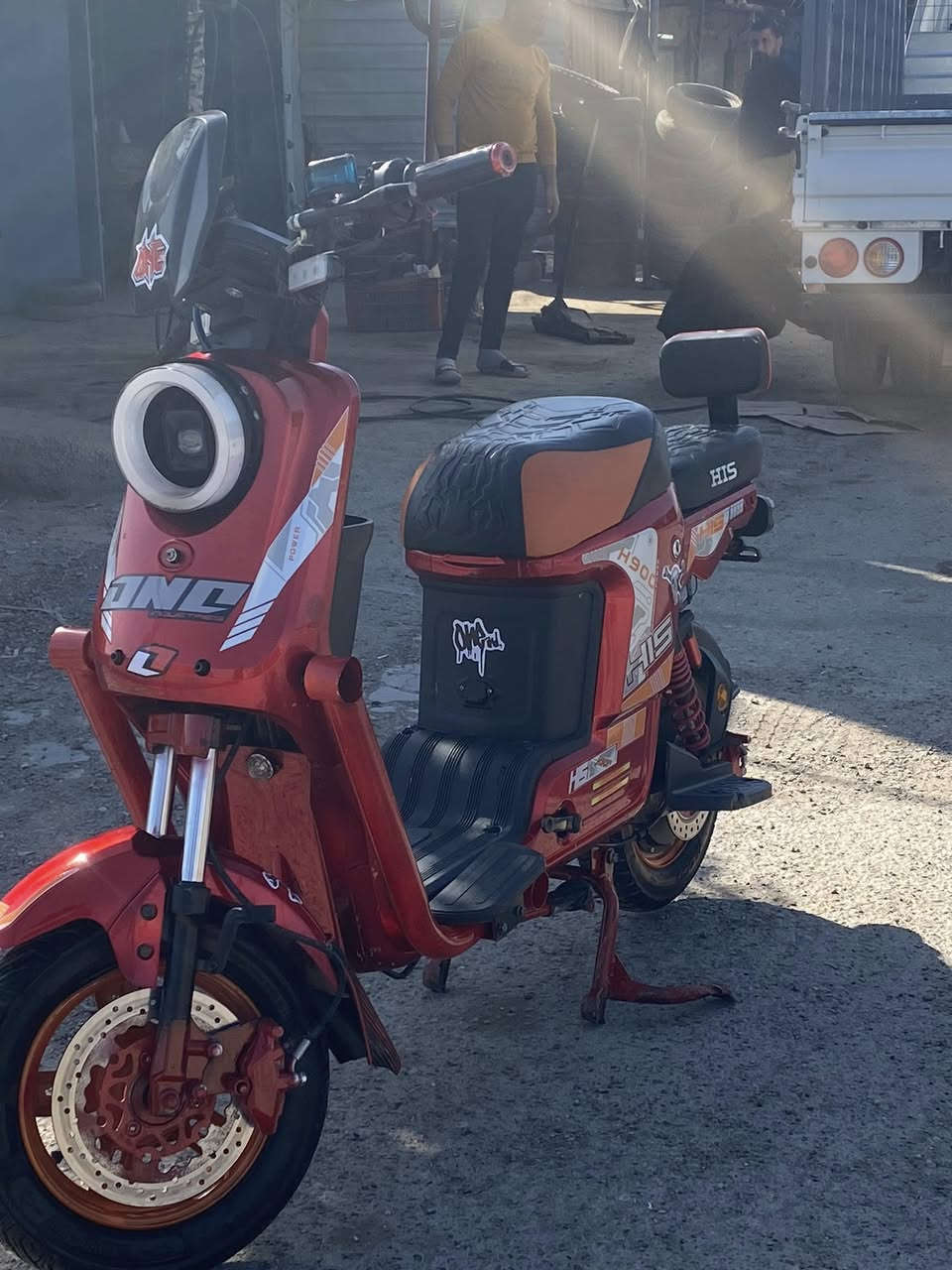 سلام وعليكم دراجه شحن للبيع اكس 900
دراجه نضيفه فول موصفات بك رجوع4 سرع دروعه شاشه ايباد دراجه صارلها شهرين من جايبها لايت اشاير يمنه يسره تايرات جديده سرعه 70 حقيقي بك لايت المكان بغداد الدوره ابو دشير الرقم ***********❤️
