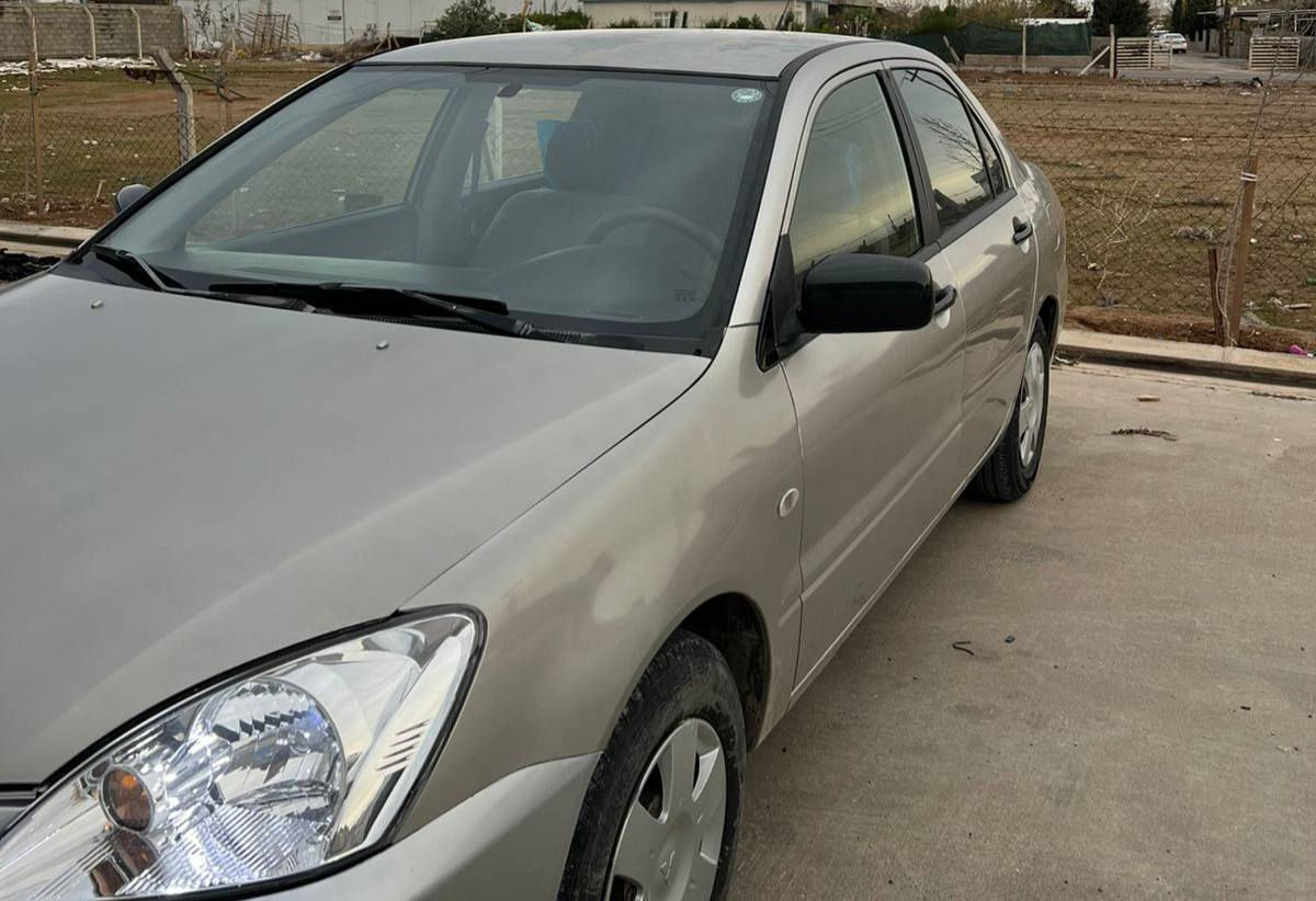 میستۆبۆشی لانسەر 2010  گێر تۆماتیک
 پێنج پارچەی بۆیاخە 
بە حیزام دەیفرۆشم
 بێ تەقەو رەقە پێشو پشت کەپس
مەکینە بچوک

سعر : لە کۆمێنت داوای بکە ڕاستەوخۆ بۆت دێت 🤖 

 گێرو مەکینە بەشەرت 
سەنەوی نوێیە شەغالە

ژمارەی خاوەنەکەی 
 ***********
