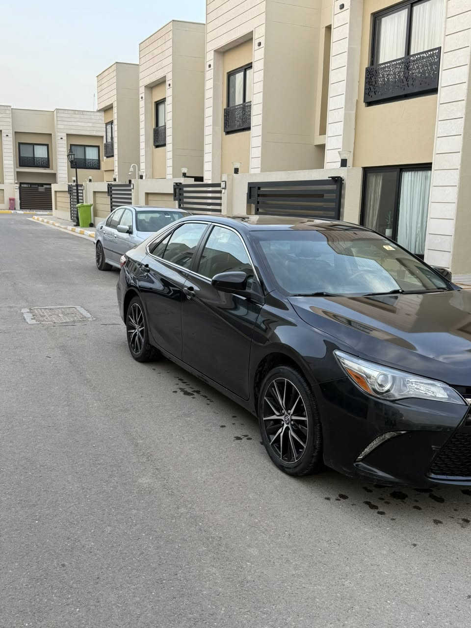 Camry 2017 xse v6
السلام عليكم كامري ٦ سلندر للبيع فقط لا مراوس ولا بيع اقساط اعتذر جداً 
المواصفات سلايد روف كشنات الكنتارا مع الابواب كشنات كهرباء مع تدفئة كشنات تبريد منفصل بارد جداً مع تبريد خلفي سماعات JBL كاميرا خلفية مع cd مرأة تعتيم تلقائي شحن لاسلكي aux usb bluetooth ماشية ٨٢ الف 
صبغ بنيد فقط مع صبغ جزء مكان الرقم الخلفي فقط بسيط جدا 
رقم الهاتف *********** واتساب 
السعر 155 وبيها مجال ان شاء الله 

4t1bk1fk7hu031571
