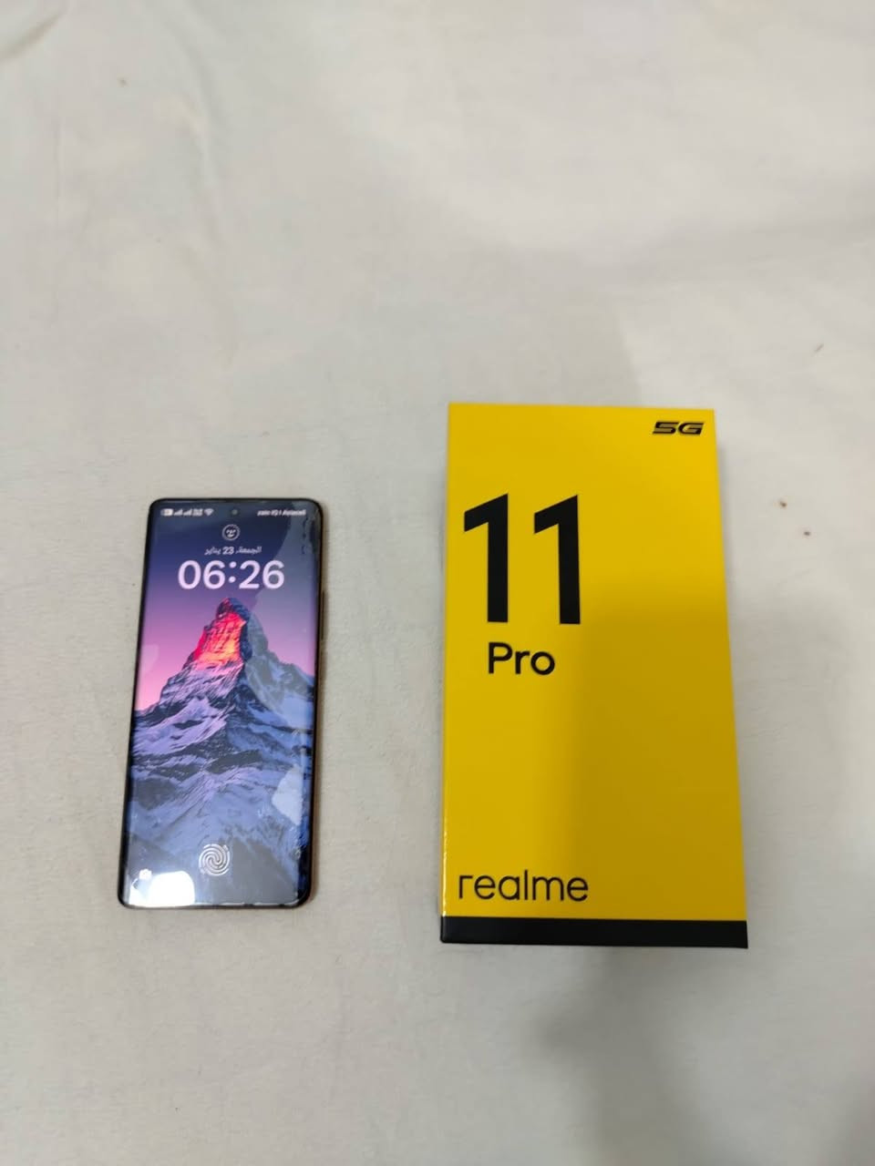 ريلمي 11برو 5G نضيف ومكفول وتوني ماخذه السعر 350 وبي مجال بسيط***********
