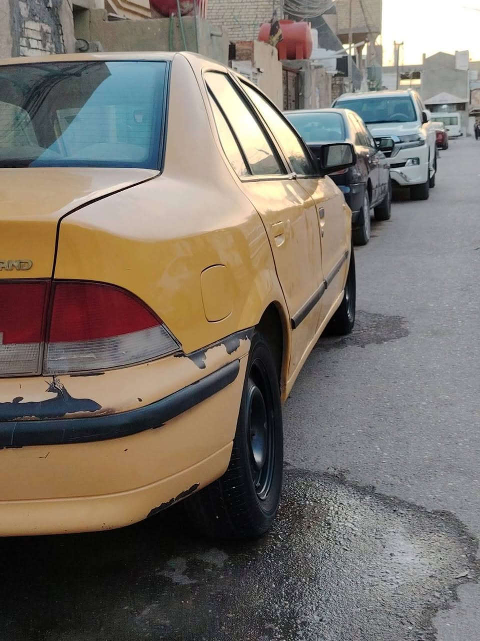 السلام عليكم
سمند مديل 11 مصفره هيئه وغرامات كير مكينة بلجيس دواخلهه حلوه عوزهه ملاحضات بسيطه كلش وميوكفن بيهه باب مرجع بارد موضح بلصوره وبجمهه مصبوغ بدون اي حادث رقمهه ميسان انكليزي وين ماكان تداور باسمي سنويه مجدده سياره خير من الله سعر 30وبيهه مجال مكان السياره كربلاء ***********
