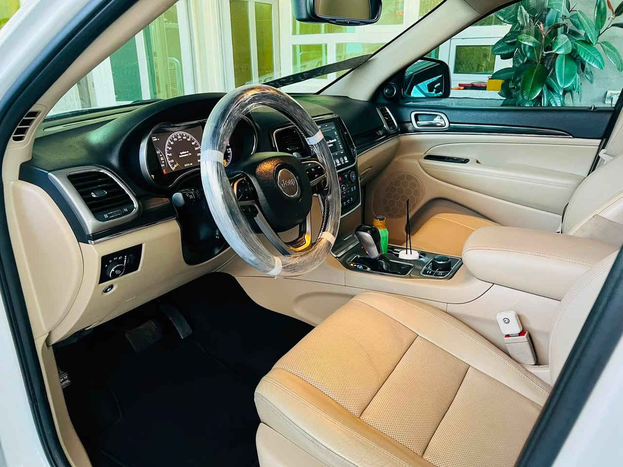 Jeep grand cherokee
Limitedجيب 2020 jeep

رقم اربيل

وكالة هارلم سفر اربيل

فول مواصفات

ليميتيد بلاس

٤*٤ دةبل اكسل
رادارت
حساس خلفي و امامي

بانوراما
٣ شاشة
شاشة كبير
كشنات جلد
كشنات كهرباء
كشنات هيتر و تدفي وتبريد وميموري
كشن خلفي هيتر
تشغيل عند بعد
صندوق شفط كهرباءية
كير محرك بشرط مامفتوح

ماشية ٥٤ الف
سيارة بدون صبغ
بيها ٣ مكان شوية PDR
مكان اربيل

***********
سعر =تعال خاص
