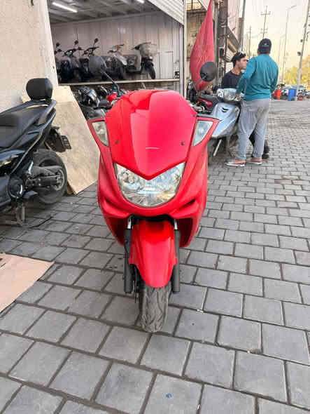 دراجه ماجستا وارد ياباني دبل رون محرك 250 سيسي دراجه رمبه استعمال اقل من شهر السعر 12ورقه مكاني بسمايه التواصل         ‭0772 107 2920‬.

