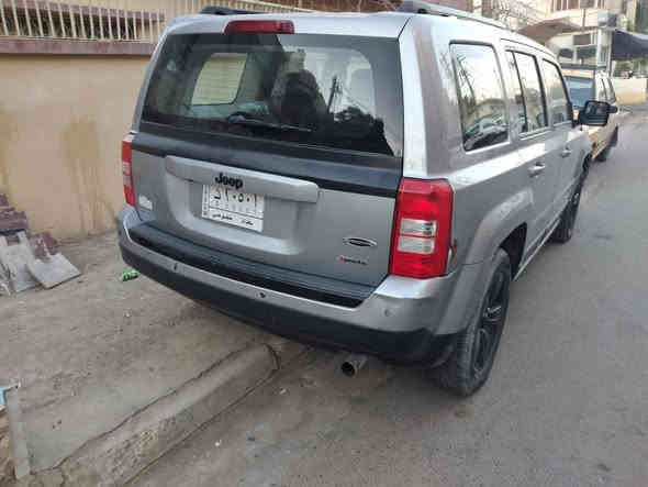 السلام عليكم جيب باتريوت ٢٠١٥ رقم بغداد سنويه ٢٦ سياره نظيفه اي نقص مابيهه محرك كير تبريد صدر مكفول مكينه ٢٠٠٠ اقتصادي عارظهه ١١٥٠٠ وبيها مجال الاتصال على الرقم ***********
