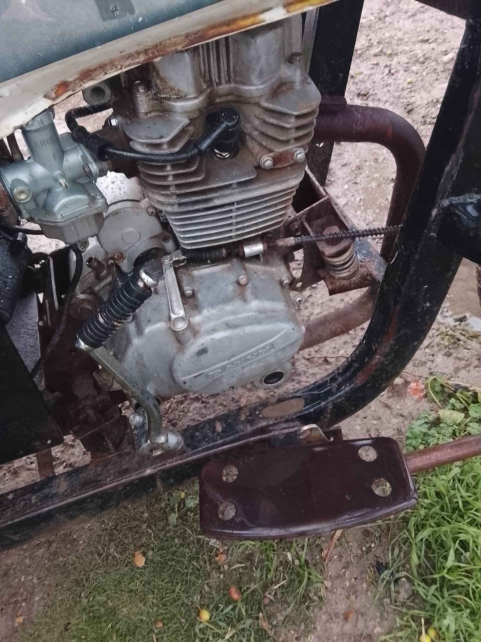 ستوته البيع اوراق كامله السعر 7000وبيها مجال ***********
