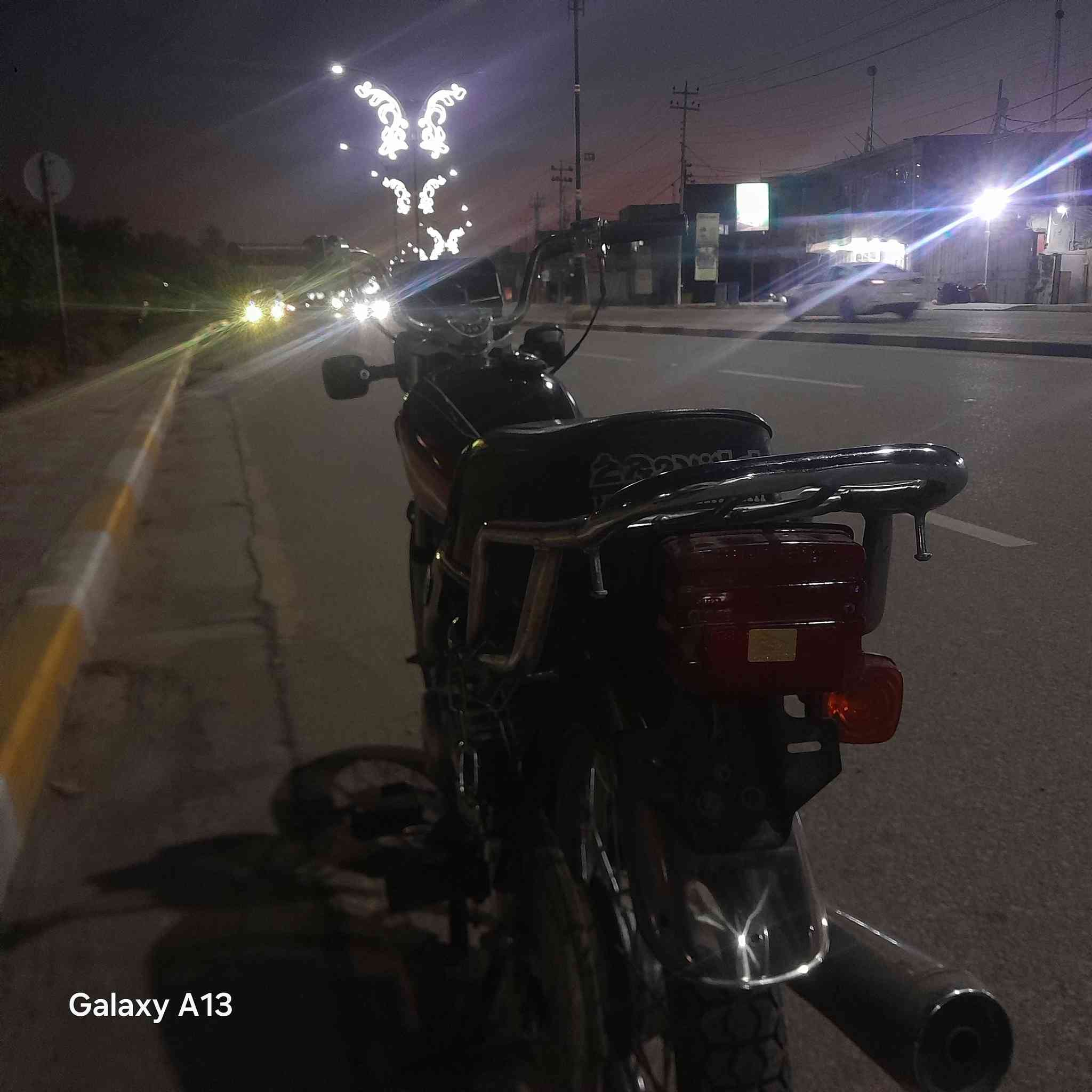 السلام عليكم اربع كير ارشا للبيع هندر واحد تشتغل بدون بانزين شلعه ومعدل فول دراجه كفاله عامه محرك مكفول كفاله عامه فقط الباتري كاعد كهربائيات كله شغله سكن دشبول لايت أمامي اشاير السعر ٥٠٠ وبيه مجال للشراي يشلع عيوني الدراجه كلك بدون أوراق كفاله عامه من السرقه مكاني كربلاء حي الحر


**إذا كنت صاحب هذا الإعلان وتريد حذفه لأي سبب، رجاءا أرسل رسالة إلى الدعم الفني**