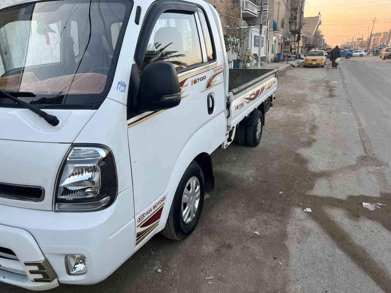 السلام عليكم للبيع كيه حمل موديل 2020 رقم بغداد  مكفول كفاله عامه سعر 135 وبية مجال العنوان بغداد جميلة\ مكلف بل نشر رقم الهاتف***********
