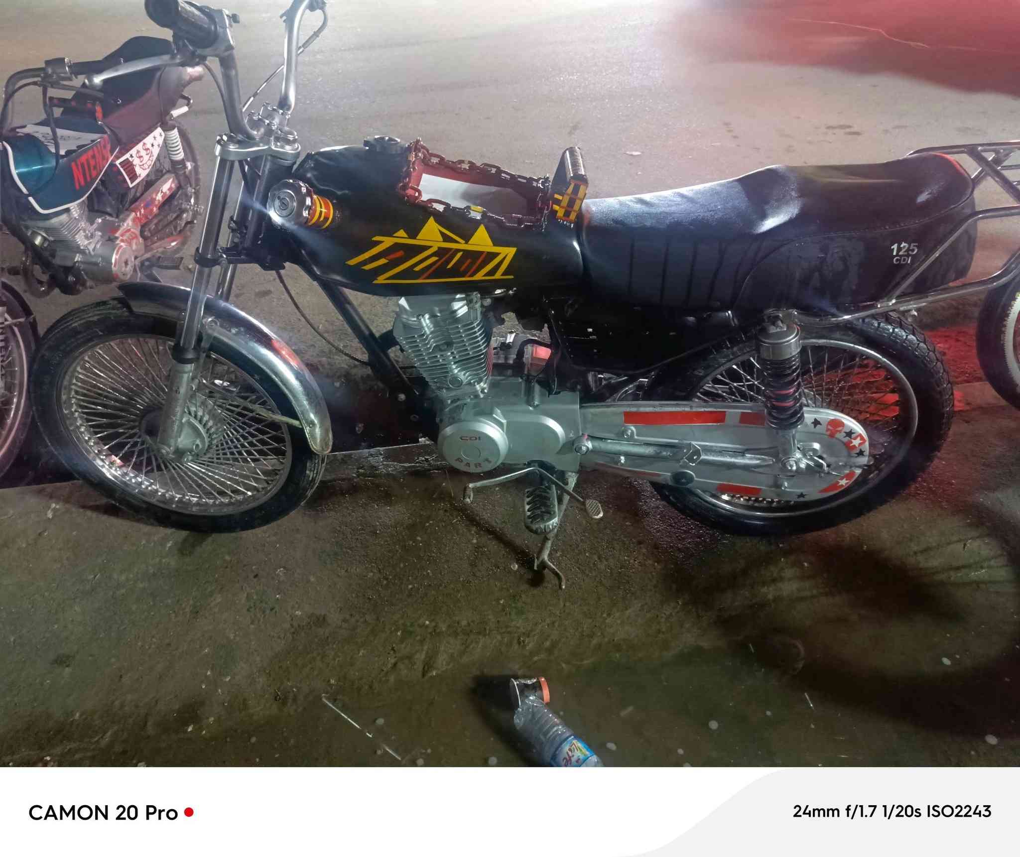 ماطور للبيع السعر 340 وبي مجال نظافه فول مكينه خرسه تانكي طفشان 7509322055 مكاني ايسر
