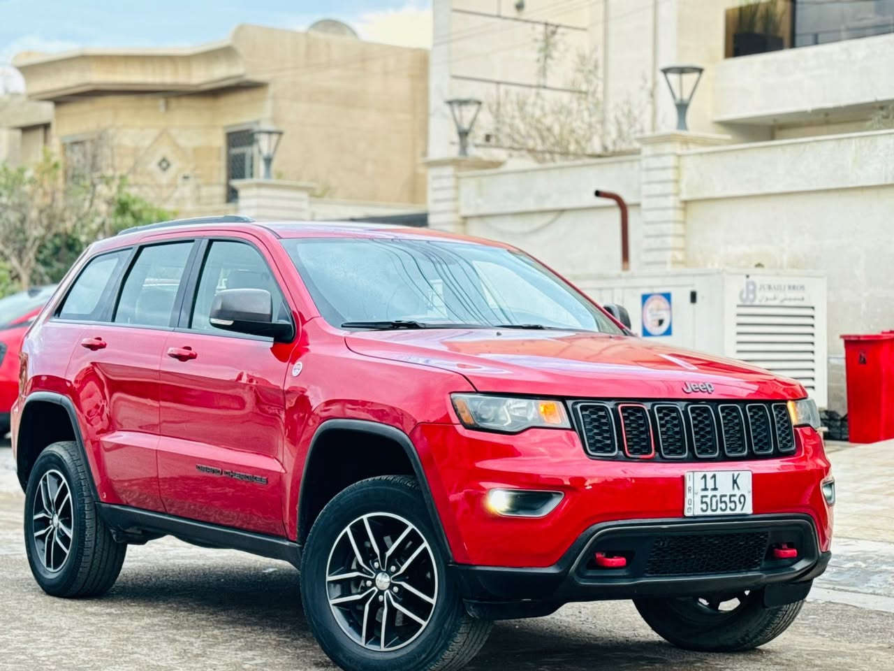 جيب (أمريكي ) موديل 2018  تراي هوك  رقم بغداد بسمي هزه وفحص جديده
بيها البنيد صبغ الباقي كفاله عامه 

معروضه 213  وبيها مجال 

رقم الهاتف ***********

فول  مواصفات جكات فورويل هوك امامي 
+ خلفي
محرك ٦ سلندر ٣٦٠٠ مكفول دفع رباعي 4.4
بصمه + تشغيل عن بعد كروز تثبيت سرعه
صندوق كهرباء 
جكات تصعد وتنزل
ماوس وضعيات قيادة
داخل قرميدي اصلي
ستيرن كهرباء + تدفئه
كشنات جلد تدفئه وتبريد
خزن وضعيه كشنات ميموري
شاشة كبيرة
دمام خلفي
كامرة دوارة ٣٦٠ درجة
حساسات امامي خلفي
لد امامي خلفي
لايت زنون عالي ناصي
اضاءه ترحيب
دشبول خياط طبيعي
اوتو ستارت
حساس امامي وخلفي
رادار جانبي وخلفي وامامي
مري شفط + اشاير بلمري مع القفل وعاكس ضوء + هيترات مري+نقاط عمياء
اضاءه ترحيب
وبعد هواي مواصفات. 

مكان السياره بغداد
الشراي يتصل خاص مغلق
رقم الهاتف ***********
