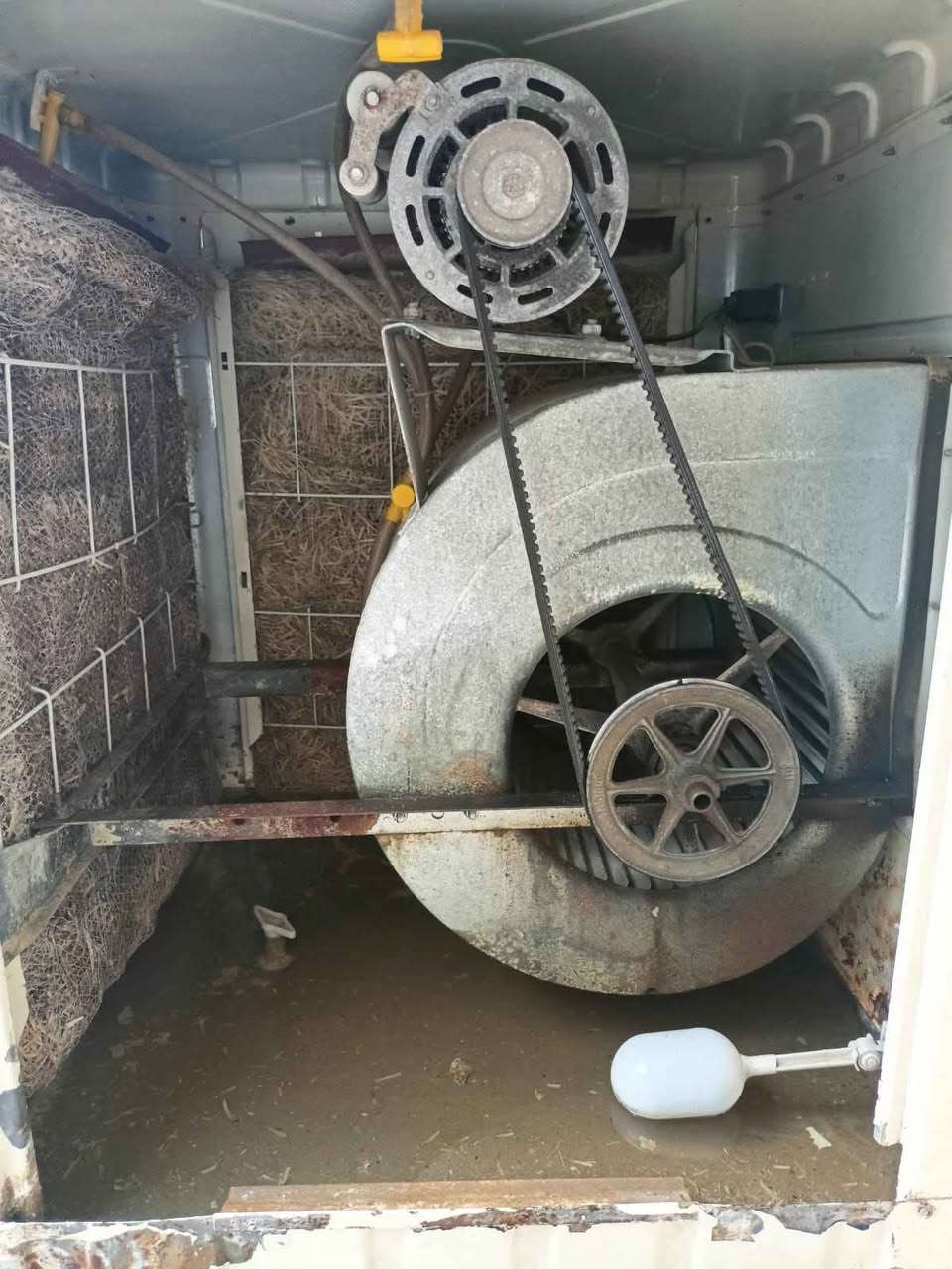 مبرده حجم ثنين ونص سرعتين للبيع اتصل عل رقم بي واتساب *********** موصل, نينوى
