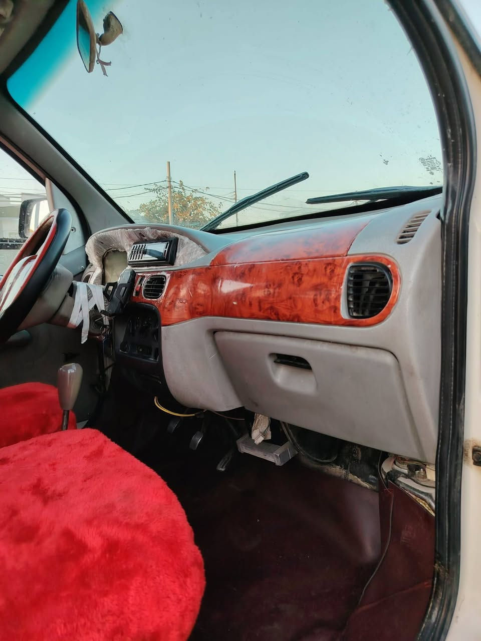 ها نفي للبيع مو ديل 2011 سه يار مكان دوز خورماتوو ***********
