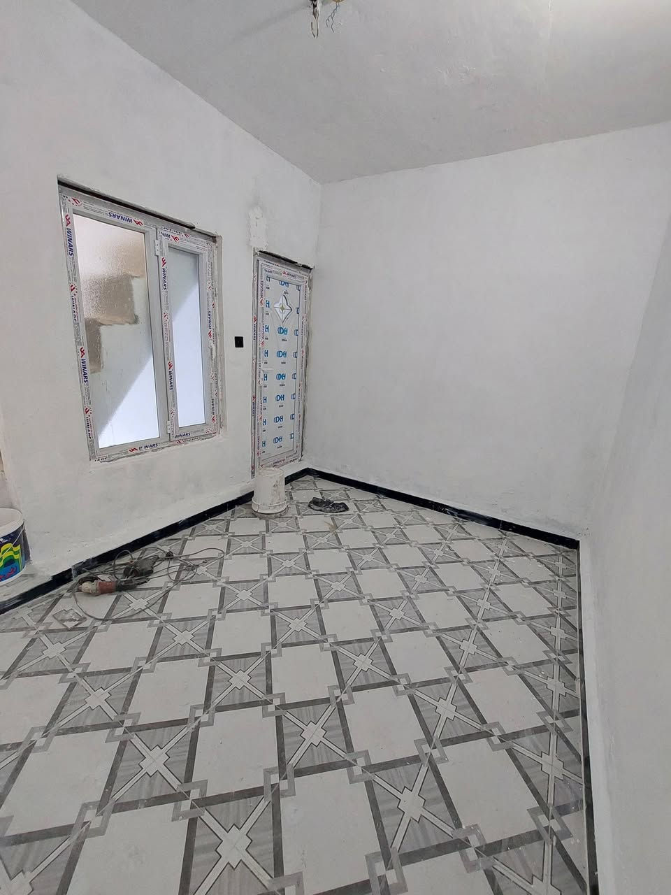 دار للبيع 40 متر بالنجف حي ميسان قطاع 23 طابو صرف
عرض الشارع 20 متر 
طابقين

الطابق الأول / مطبخ وصالة وصحيات عدد 2
الطابق الثاني / غرفة وصالة 
السعر خاص ........ي

للأستفسار *********** واتساب أيضاً موجود
