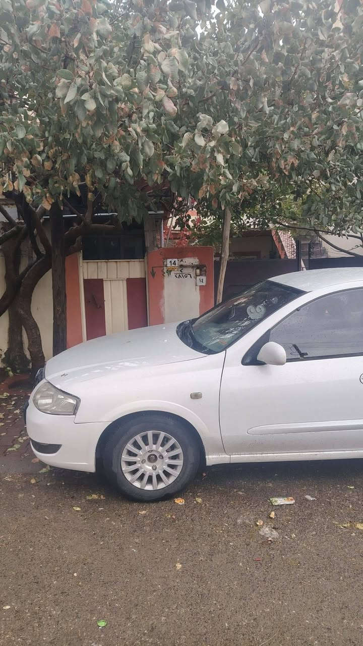 نيسان صني اوتوماتيك موديل ٢٠١٠ سنوية جديد لحد ٢٠٢٧ شاشة ايباد وكاميرا  سنوية بأسمي في السليمانية  للتواصل ***********
 سعر ١٠٦ ورقة
