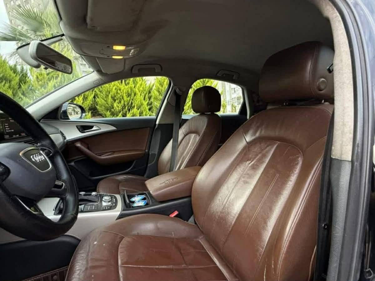 سنه ٢٠١٤اودي البيع مستعجل نضيفه  *********** اتصل ع هذا رقم
