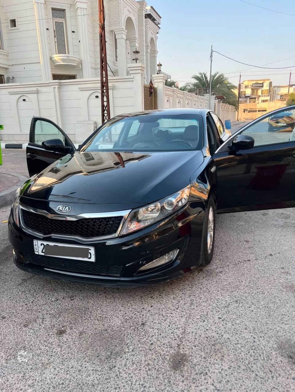 سلام عليكم
K5 2014 بانزين بانزين 

ادوات ادوات كصه جنطه 

 سياره كفاله كير ✅

مكينه ✅ 

حداديه ✅

تبريد ثلج ✅

دواخل جلد 

سياره جاهزه. اي نقص مابيه 

رقم نكليزي. وسنويه شغل مضبوط ع شاصي 

بدي نضيف. مالته واحلى من الصور 

السعر 53 

 الرقم ***********
