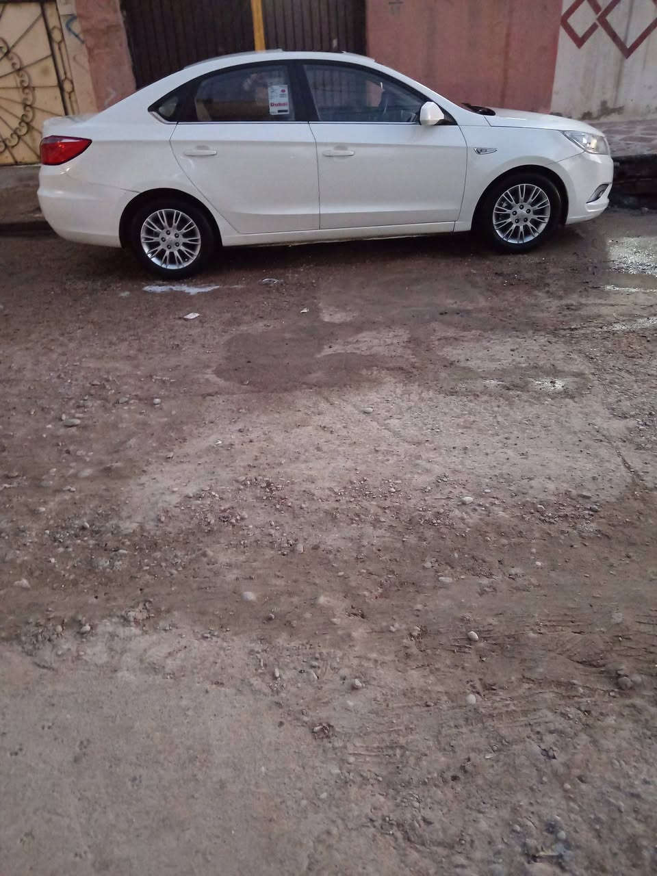 شانجان ابيع او مراوس حسب قناعه موديل 13سنويه31 ابيع شرط من كل شي انا صاحبه شرعي سعر 70 وهذا رقمي *********** عنوان موصل حي انتصار
