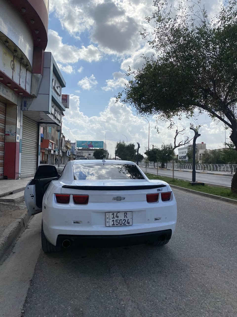 السلام عليكم كمارو 2ss موديل  2013 فول مواصفات للأخير فتحه داتا شو كيجات كشنات تدفئه كهرباء 

للبيع كمارو موديل 2013 2ss قطعتين صبغ الجاملغات الاماميه فقط وبارد بدون شواصي ولا لغود ولا دواخل مكينه كير كفاله عليها هدرز لونك تيوب وكزوز كورسا قفايص امريكي اصلي من طول لطول ماشيه 120 نقصها صدر فقط مكاني بصره باسمي تحويل ثاني سعرها ب108 و بيهامجال لطيبين


**إذا كنت صاحب هذا الإعلان وتريد حذفه لأي سبب، رجاءا أرسل رسالة إلى الدعم الفني**