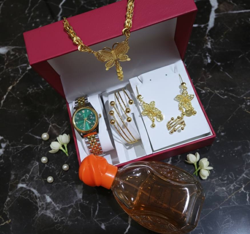 🔴🔴توصيل مجاني 🚕🔴🔴تخفيضات
لأنها تستحق التفاصيل التي لا تُنسى..
لا تكتمل الإطلالة إلا بلمسة من السحر. جمعنا لكِ (أو لمن تحب) كل معاني الأناقة في بكج🎁 واحد يختصر المسافات
طقم متكامل👇
 (ساعة +سوار+تراجي+ قلادة+ حلق+محبس💍) 
 ومع كل بكج ساعة تطلبه، يوصلك عطر هدية مجانية🛍️
20.000 
للاستفسار اكثر مراسلة الحساب او واتساب ***********

