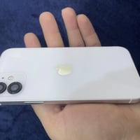 آيفون ١٢ • ٦٤ • موصل ايسر