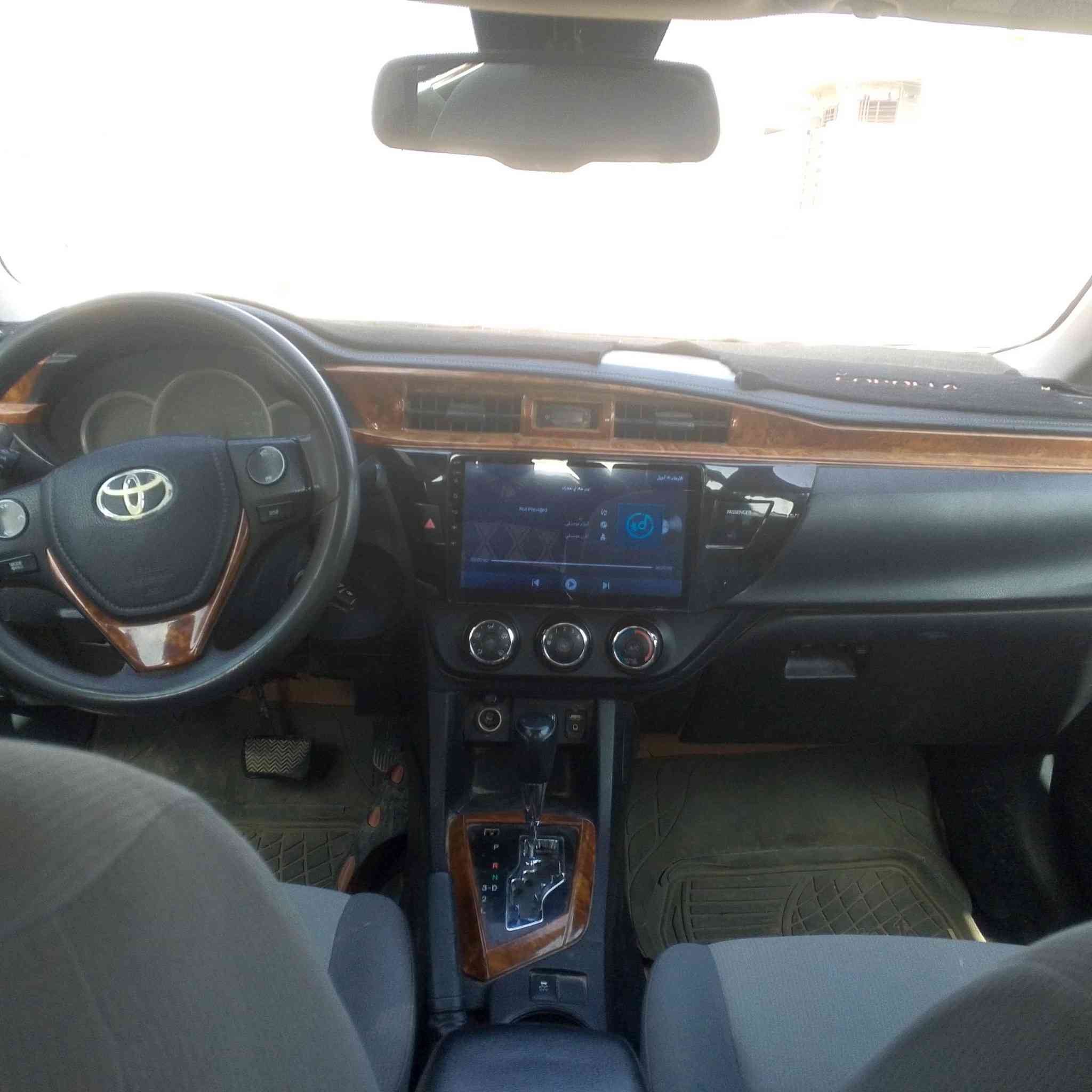 كورلة 2015 سيارة بيعة قطع ثلاثة ابيع حزام مكينة2000تبريد سيارة جاهزة مكان السيارة  الفلوجة السعر 110 ***********
