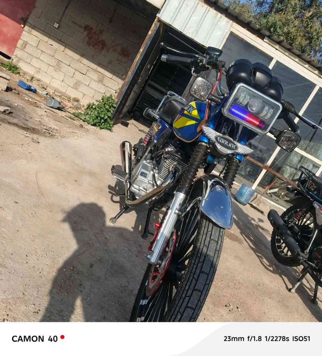 سلام عليكم شباب دراجه اراني سونك للبيع الدراجه جديده معنه الكلمه 
اوراقه كامله اصوليه 
العنوان اليوسفيه معمل زينب 
السعر 950 وبيه مجال 
رقم ***********
***********
