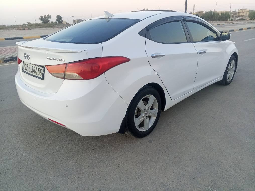 السلام عليكم 

النترا للبيع 

موديل 2014 خليجي

السعر 117 وبيها مجال 

***********

فول مواصفات واحد على واحد
السياره بيه 3 قطع فقط صبغ 

تخم تاير 
باتري جديد
محرك 2000 دوش 
فتحه
تحكم مري 
تحكم استيرن 
شاشا
كامره 
بلاتوث 
اوكس
وهواي مواصفات بعد

شراي اتصال فقط 

رقم اربيل تحويل ثاني يوم 

مكاني واسط مركز المحافظه

*********** دهل اوران, واسط
