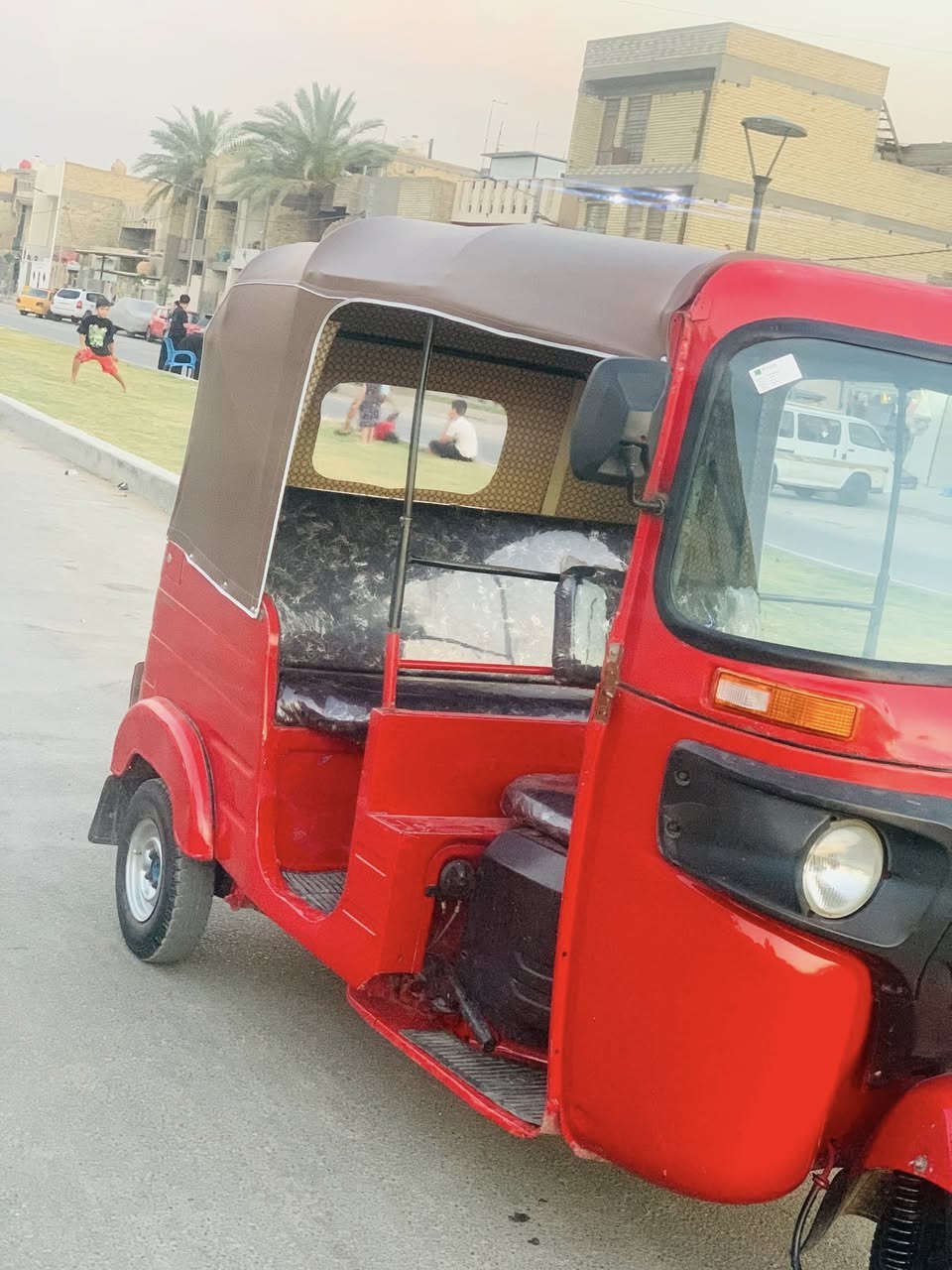 تكتك للبيع موديل ٢٠١٩ شهر ٢ تكتك نضيفه جاهزه لشارع مكينه اكسن جديد عارضها ب٦ و٧٠٠ وبيها مجال العنوان بغداد مدينه الصدر ***********
