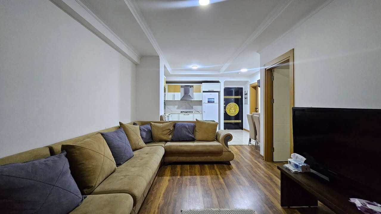 Hello our group members 

Apartment for rent in Erbil (roya tower)
Type:1+1  
Fully furnished
Floor:17
Garden view 
90m
Location : 100m

Electricity: 24/7 
Water: 24/7    
Price: 450$
Payment condition:pay 2 months advance 
One month deposit 
Brokerage fee: half month rent 
Please contact me if you want to see the apartment ; I will come to pick you up and drop you off with my car.
WhatApp: ***********
