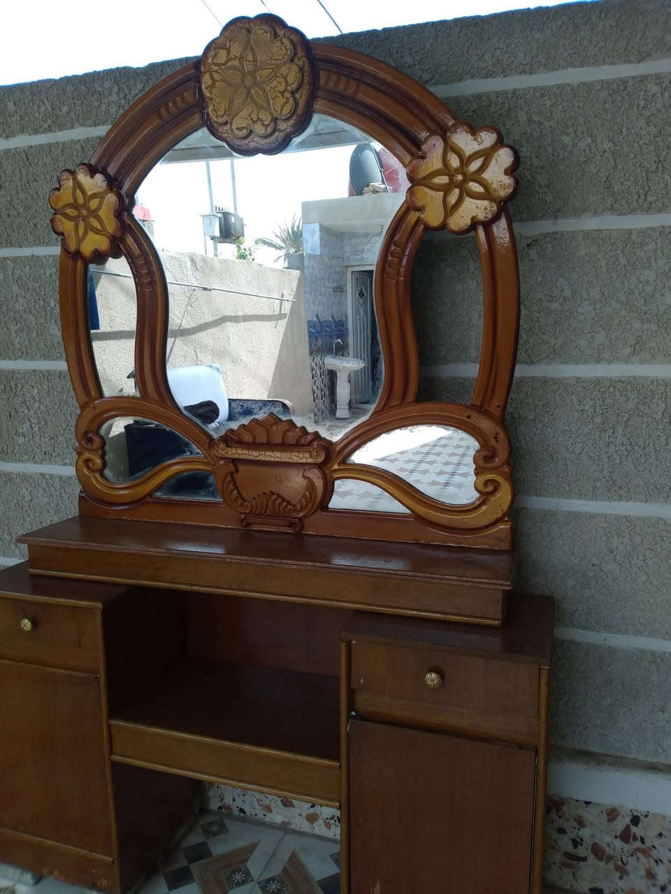 غرفه نوم للبيع الاتصال ***********
