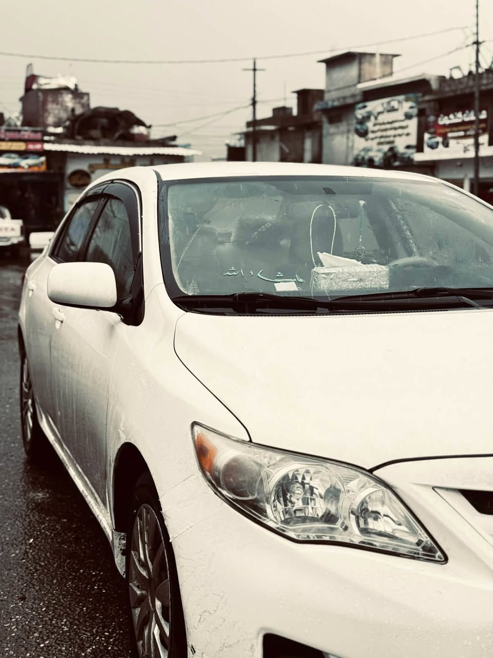 السلام عليكم ورحمة الله وبركاته
سياره كورلا 2011 وارد امريكي 
رقم اربيل باسمنه
الضرر كما موضح بالسونار
السيارة ححيل نضيفه مال جناي 
السعر 136 بيها مجال 
***********
