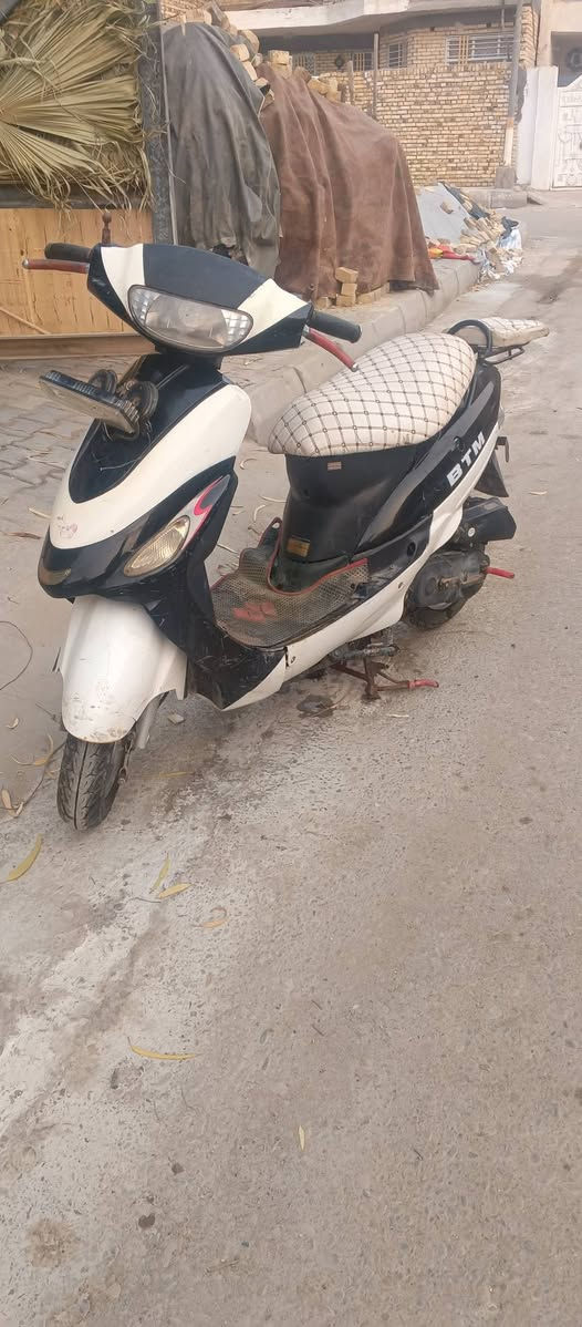 دراجة ماكس منغولي سرعة 80
دراجة ماتشتغل عطلانة ابيعه كوم حديد 125الف بيه مجال
هاذ الرقم ***********
