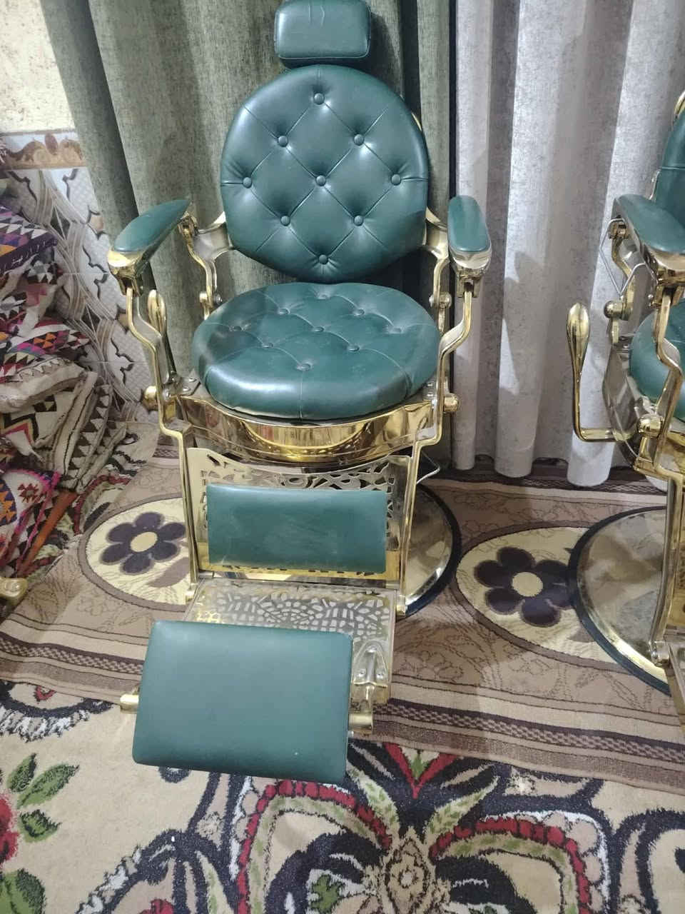 كراسي حلاقه للبيع ملكيات 🌹🌹
كلشي شغال بيهن جدد 🌺🌺
بعد احلا من الصوره 🌸🌸
سعرهم خااص ❤️
مكاني الديوانيه \ سومر


**إذا كنت صاحب هذا الإعلان وتريد حذفه لأي سبب، رجاءا أرسل رسالة إلى الدعم الفني**