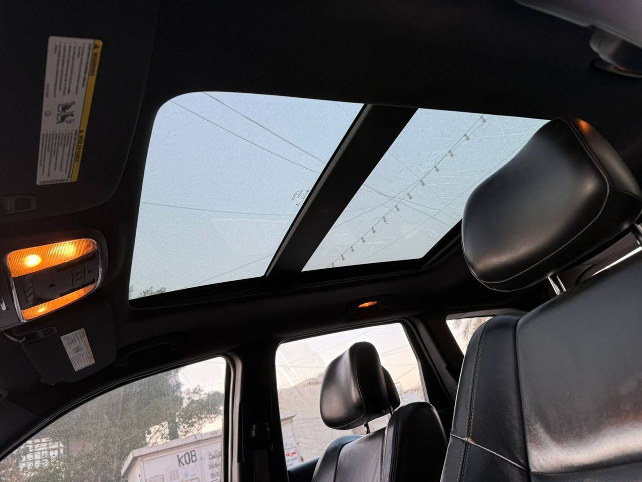 السلام عليكم :

Jeep Limited 2015 وارد كندي (( للبيع أو مراوس ))
المواصفات : 
بانوراما
تدفئة تبريد مقاعد 
تدفئة ستيرن
مقاعد السايق والراكب كهرباء 
الصندوك كهرباء 
شفتات ستيرن 
خزن ميمور مقاعد
شاشة جبيرة 
مري قلاب 
الخخ من المواصفات مال الليمتد الفول ...
((سونارها مرفق بالمنشور ))
مكان السيارة بغداد حي الجامعة 
هاتف :
 ***********
***********
