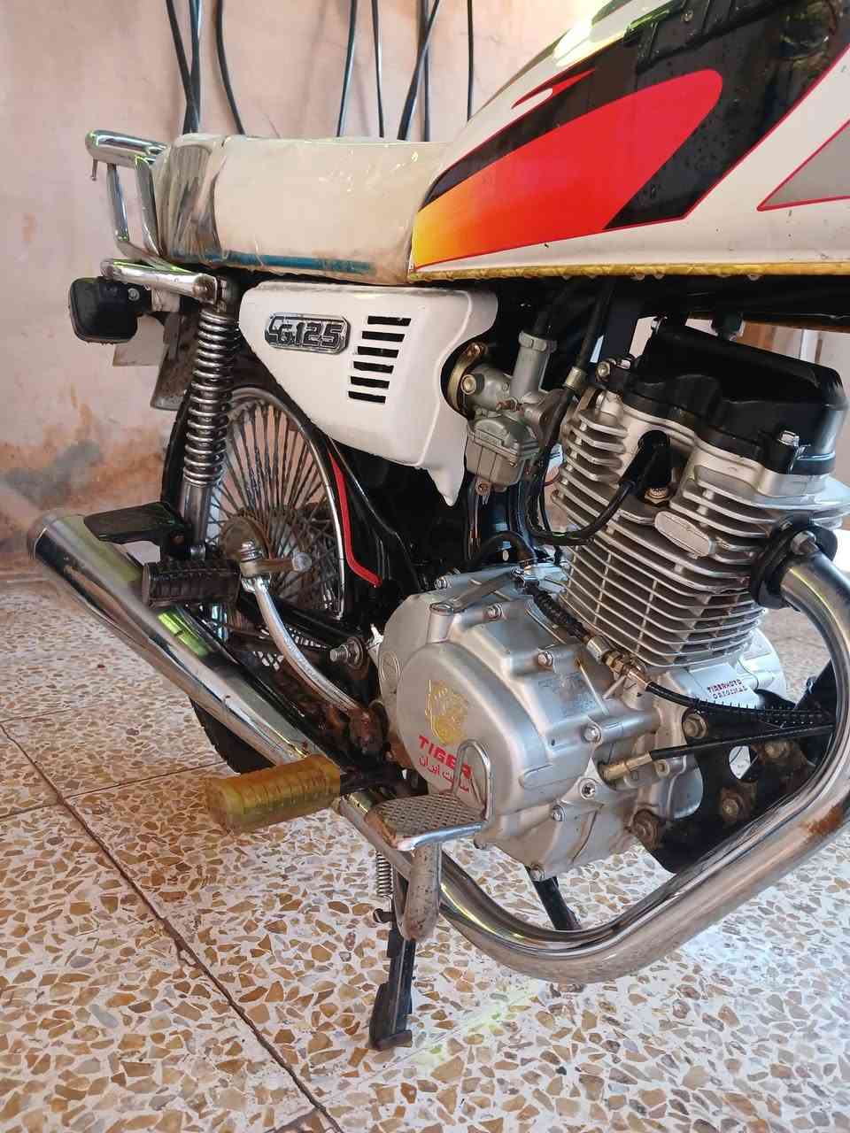 سلام عليكم ماطور البيع موديل 20 سعر 450رقم/ ***********
