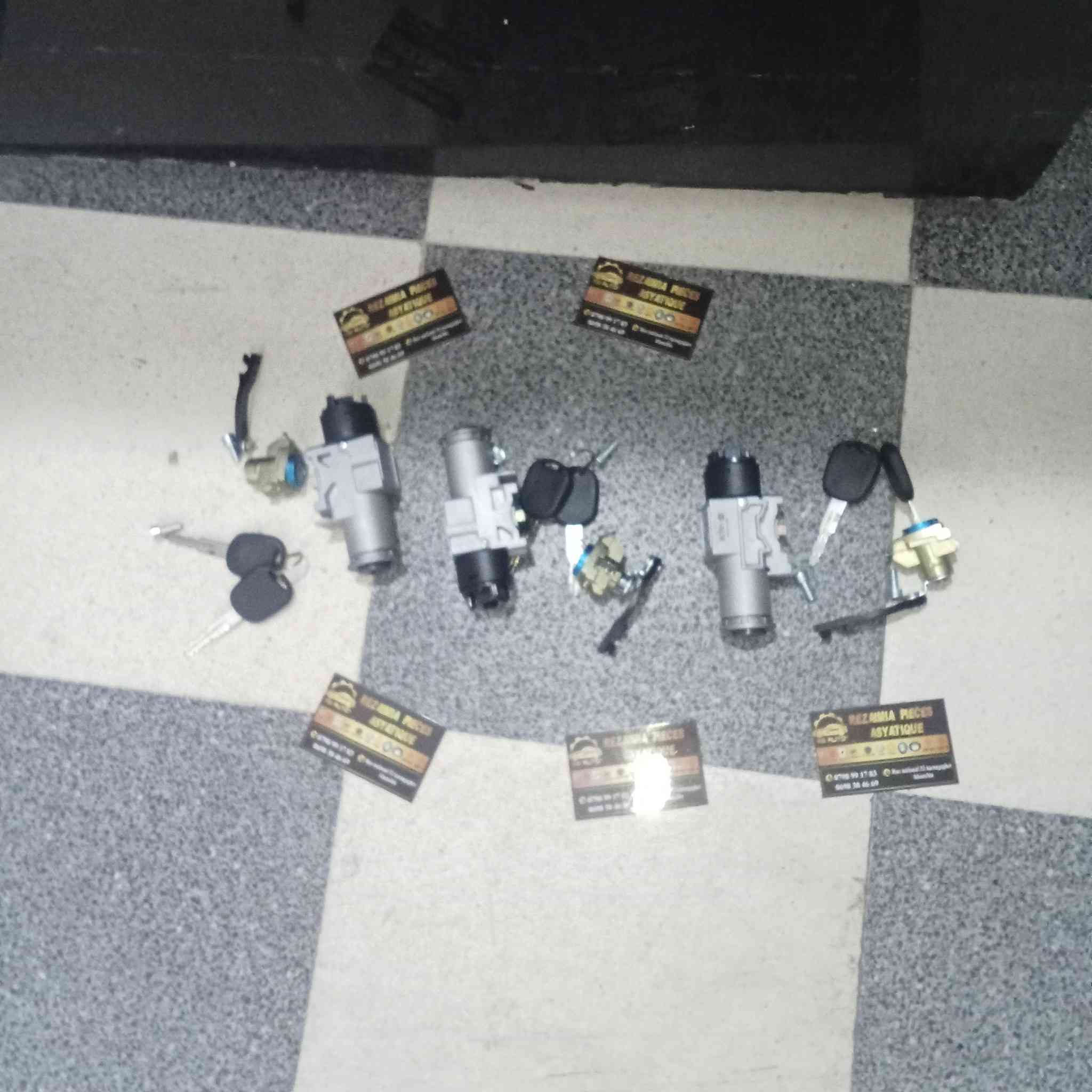 Kit Antivol lifan 320
Original qualité 

Livration disponibel 

Tazougaghet Khanchla 

0798991783

069838469


**إذا كنت صاحب هذا الإعلان وتريد حذفه لأي سبب، رجاءا أرسل رسالة إلى الدعم الفني**