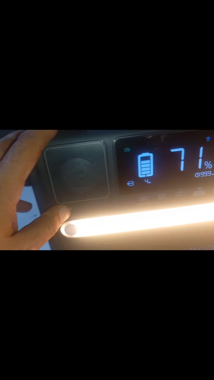 سلام عليكم  لبيع  ٤ انبير  سعر ٥٥٠ توصيل  بغداد متوفر


**إذا كنت صاحب هذا الإعلان وتريد حذفه لأي سبب، رجاءا أرسل رسالة إلى الدعم الفني**