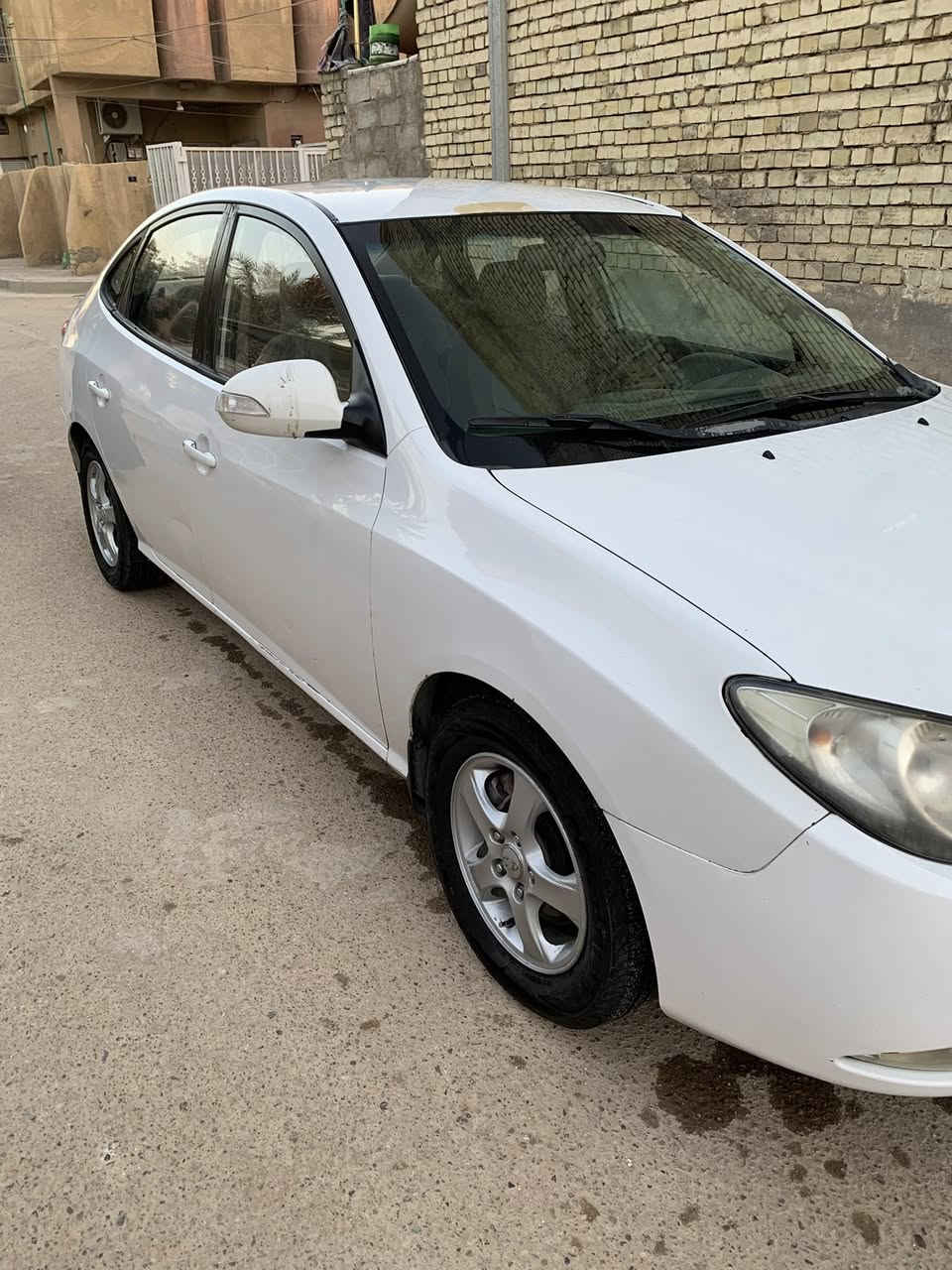 النترا 2010 بسمي 
السعر 100 
***********
بيها باب مبدل 
والجاملغ مبدل بدون دواخل .
العنوان بغداد
