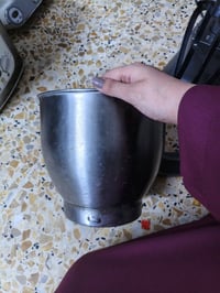 عجانة كيك • سعة ٣-٧ لتر • مضرب حديدي