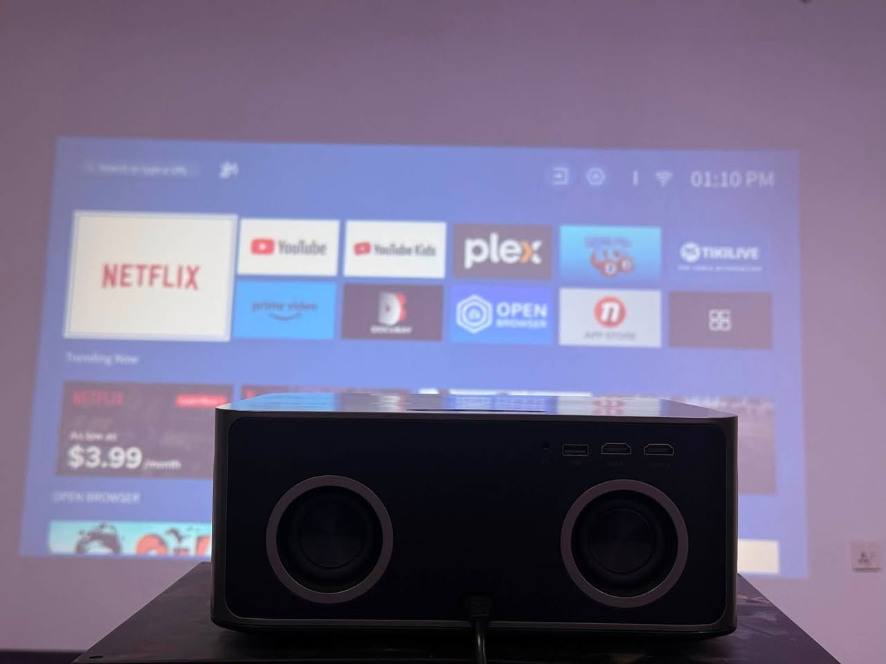 بروجكتر TOPTRO X9 الأصلي
من افضل الداتا شوات 

إذا تدور على سينما بالبيت وصورة واضحة وصوت حقيقي،فهذا الجهاز يعجبك ومضبوط 100%

(السطوع): 1500 ANSI Lumens – إضاءته كلش قوية وعالية

دقة الصورة: Full HD 1080p حقيقية ونقية، ويدعم تشغيل فيديوهات 4K والألوان شي راقي 

النظام الصوتي (الصوت):
 سماعات قوية بصوت سينمائي ونقي
 يدعم نظام Dolby Audio المعتمد
 بيهه ميزة Bass Boost لتقوية البص والتضخيم، مع توزيع صوت ستيريو محيطي (Stereo Field)

الضبط والتركيز التلقائي:
 Auto Focus: يصفّي الصورة ويركزها لوحده بدون ما تتعب وتعدل بيدك.
 Auto Keystone: يعدل زوايا وأبعاد الشاشة تلقائياً.

المنافذ: يحتوي على منافذ HDMI و USB ومنفذ للصوت.

لمواصفات إضافية وفيديو عن داتا شو 

للطلب أو الاستفسار
راسلنا على الخاص أو 
واتساب: ⁠***********
