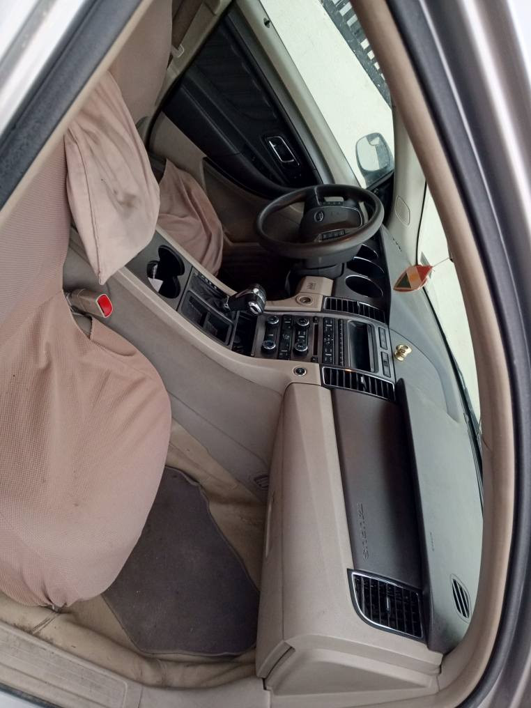 فۆرد2012
شە ریکە ی نیڤا
بێ بۆیاغ بێ شوخت بێقۆپ
بستە ک ساردی هە یە
دە عامیش سبوغی نیە
مکینە بس واترپم گۆڕایە دە سکاری هیجی تری نکرایە لە سفرە وە یە ک دە ستە
145میل ڕۆشتیە كويسينجاك, أربيل


**إذا كنت صاحب هذا الإعلان وتريد حذفه لأي سبب، رجاءا أرسل رسالة إلى الدعم الفني**