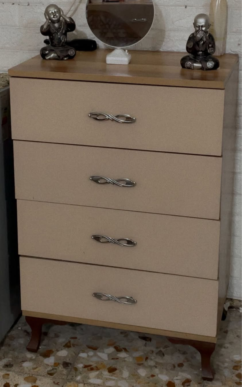 غرفة نوم تركيا ٧قطع للبيع السعر ٤٥٠نظافة ٧٥٪؜


**إذا كنت صاحب هذا الإعلان وتريد حذفه لأي سبب، رجاءا أرسل رسالة إلى الدعم الفني**