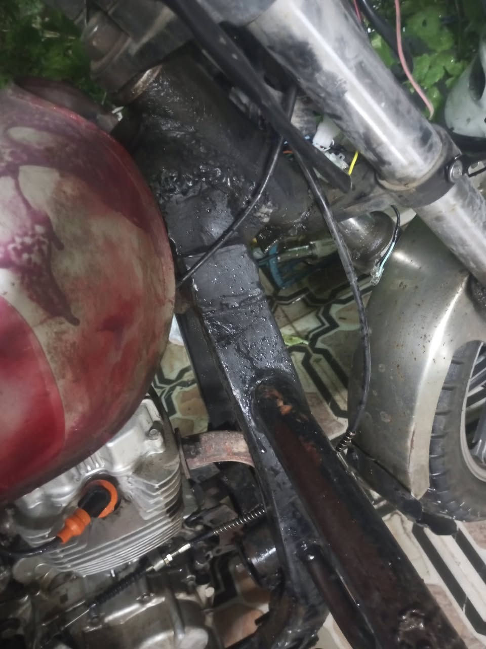 ستوته للبيع كهربائيات ظفيره باتري كلها جديد نكره سلف محرك كبس 22 خير من الله موديل 16 ركبه ملحومه السعر 650.       ***********
