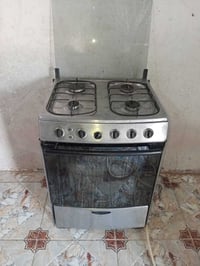 طباخ • طباخ للبيع • فرن • فرن كهربائي • موقد • للبيع • الزبير