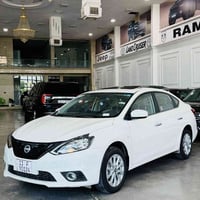 للبيع نيسان سنترا ٢٠٢٥ ضمان وكالة السور المواصفات فئة (SV) فتحة كامرة ...