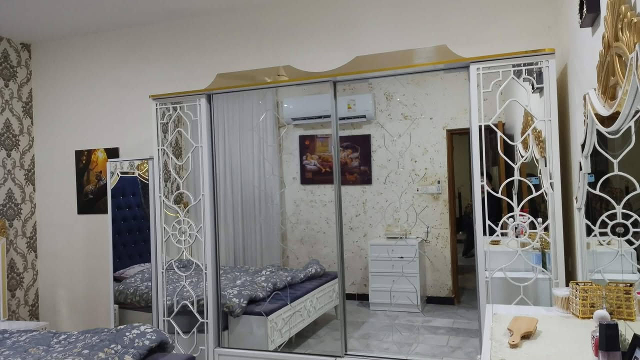 للبيع غرفة تركية سعر 800 المكان بغداد حي الحسين ***********
