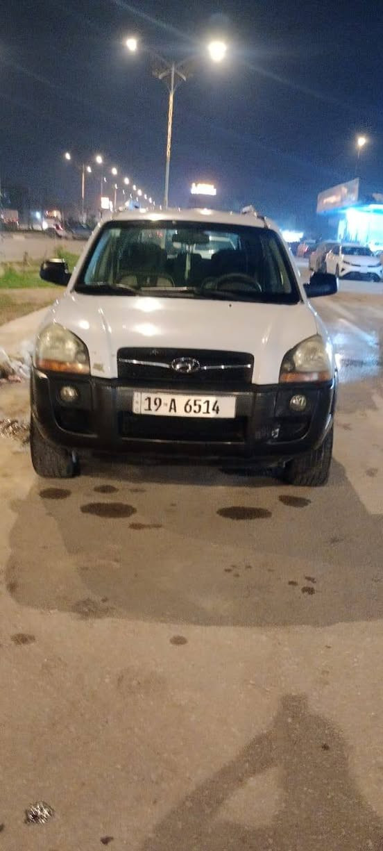 توسان 2009 مكفولة كفالة عامة بسمي ما متواجد بل فيسبوك ***********
