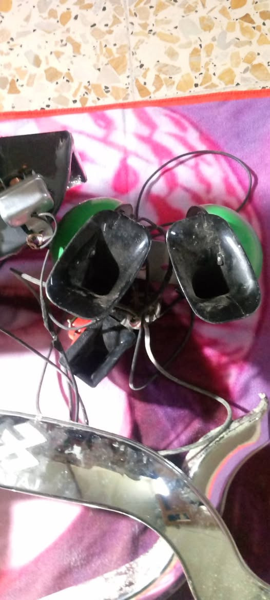 سلام عليكم غراض تكتك مسجل ودمام وهورن طاط ونسر وبوري السعر 100قفل***********
