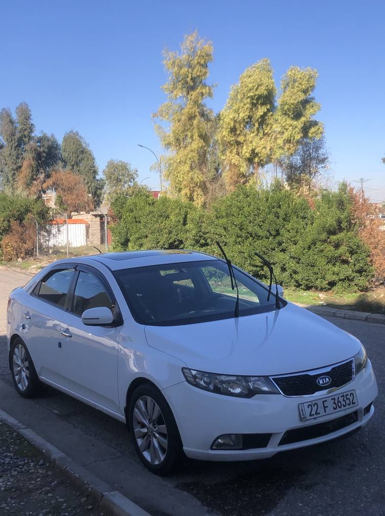 سيراتو 2011 فول بصمه فتحة سقف اشاير مري شفتات ستيرن كير 6 نمر توماتيك وعادي 
5 ويل كب منضومه غاز  ماشيه 188 kmضرر موضح بل صوره 
الاحمر كرت 
الاصفر بارد 
السعر 111 
***********
*********** موصل, نينوى
